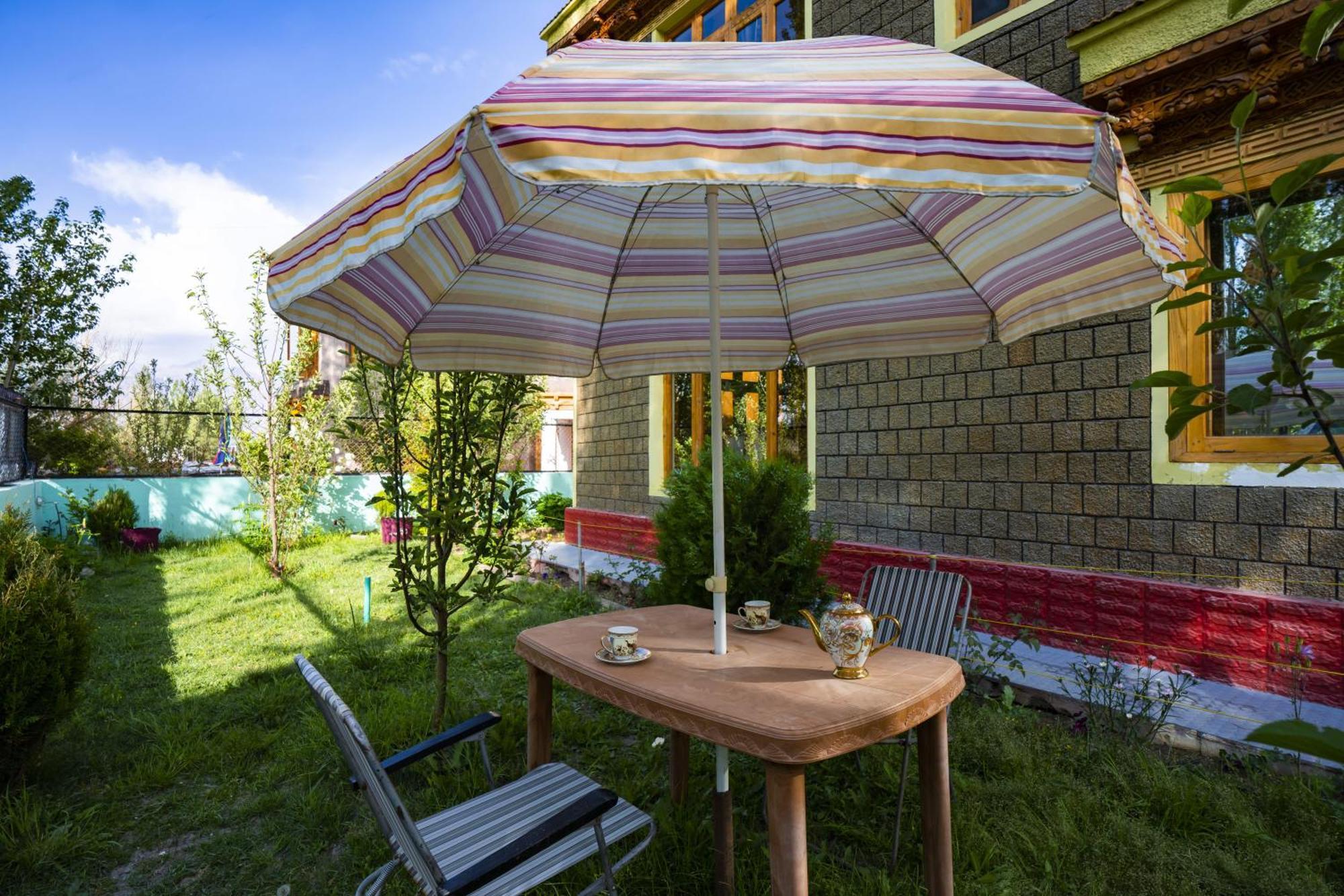Rainbow Holiday Home Лех Екстер'єр фото